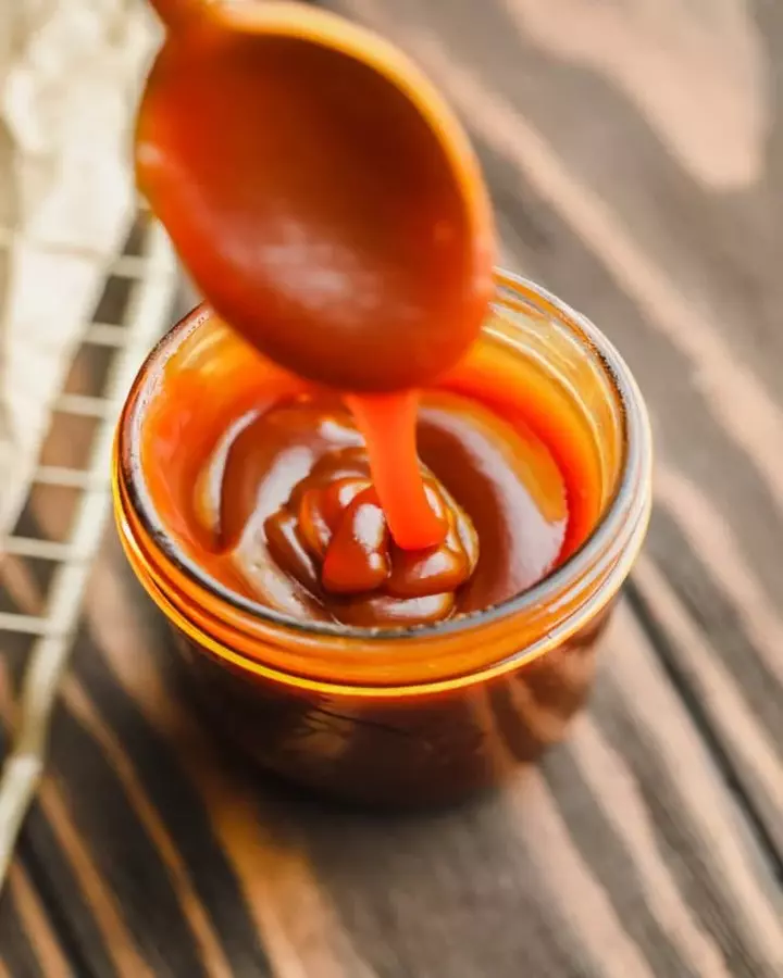 Vegan Salted Caramel Sauce