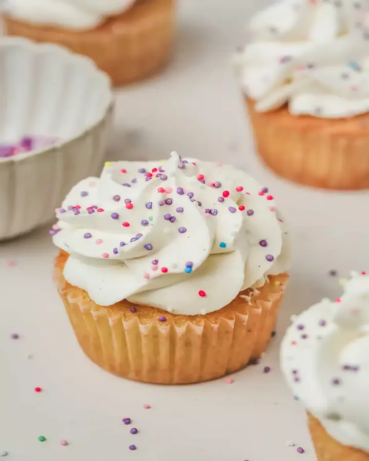 Vanilla Bean Cupcakes